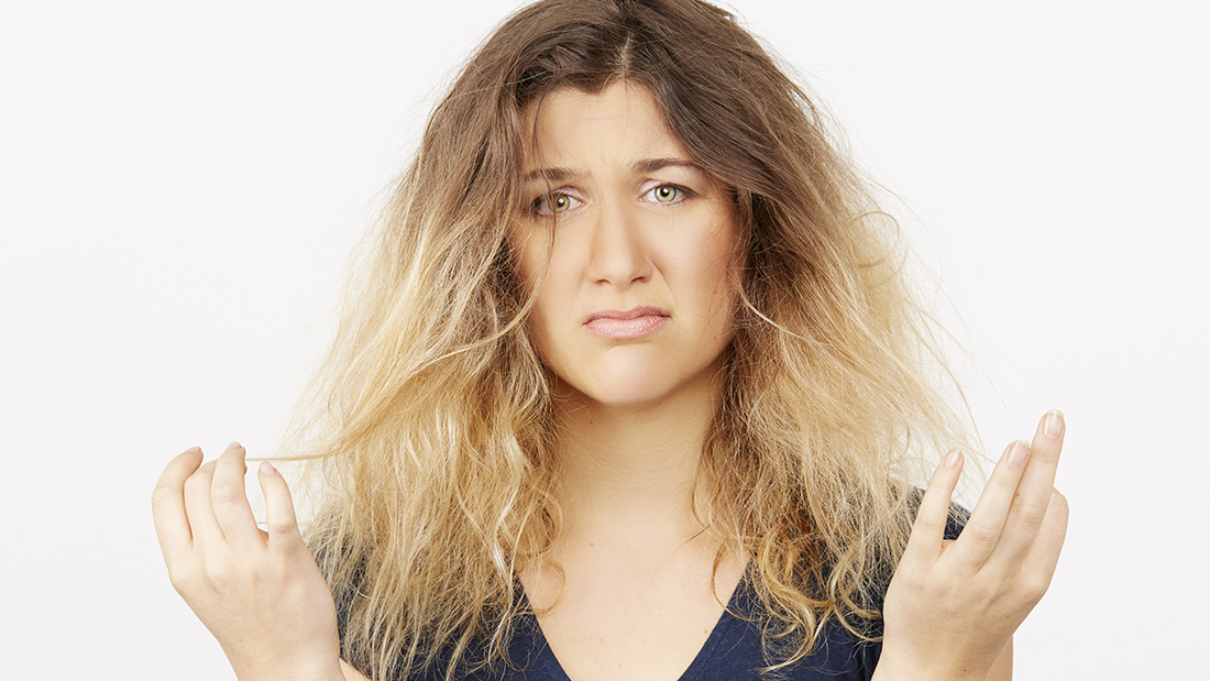«Солома» отменяется: каким должен быть уход за сухими волосами