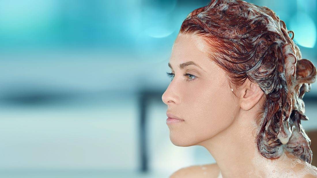 Как поддержать яркость окрашивания, не выходя из дома? Легко — с Acidic Sealer от L’Oréal Professionnel!
