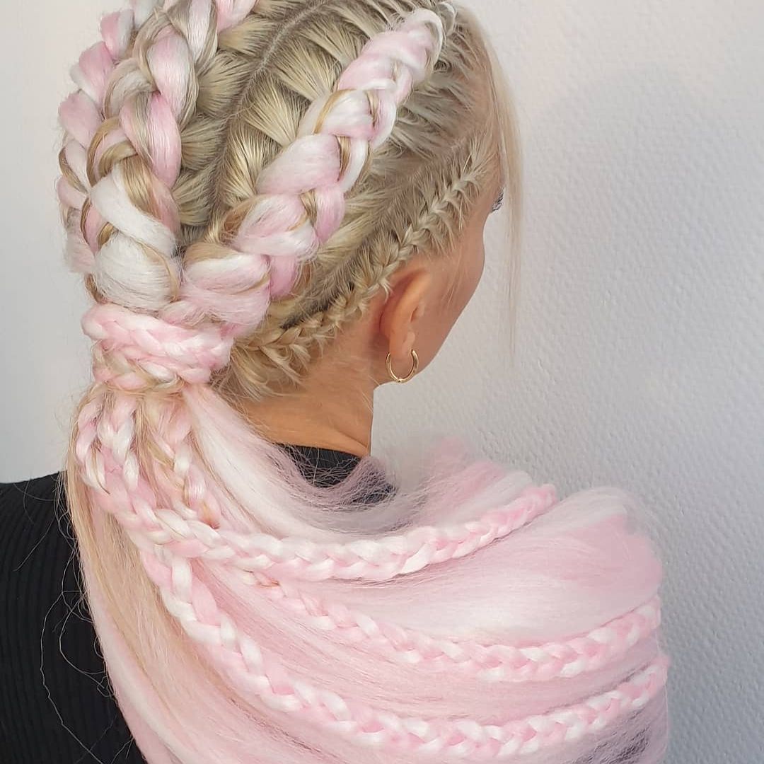 изображение из социальных сетей
