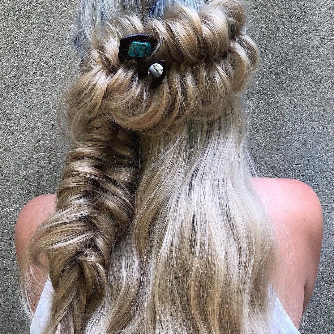 изображение из социальных сетей