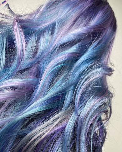 лиловые волосы